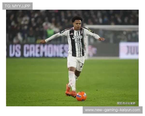 尤文麦肯尼弧顶远射震破球网